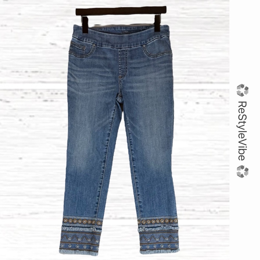 CHICOS Women’s Size 00R US 2R Denim Jeans Crop Fit Bling Fringe Stretch Pull-On